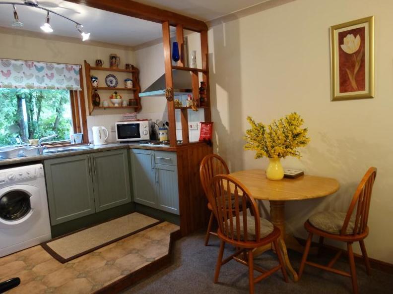 Rowan Cottage Каслтаун Экстерьер фото